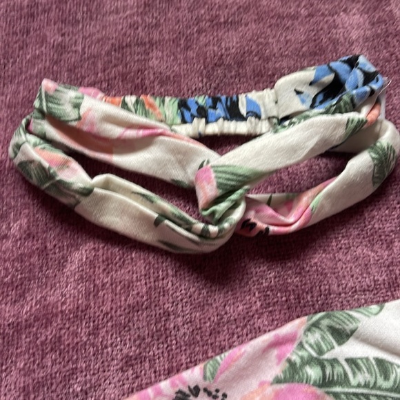 Two sleepers One is Jessica Simpson 3 to 6 months the other ones L&J 3-6months - Picture 4 of 9